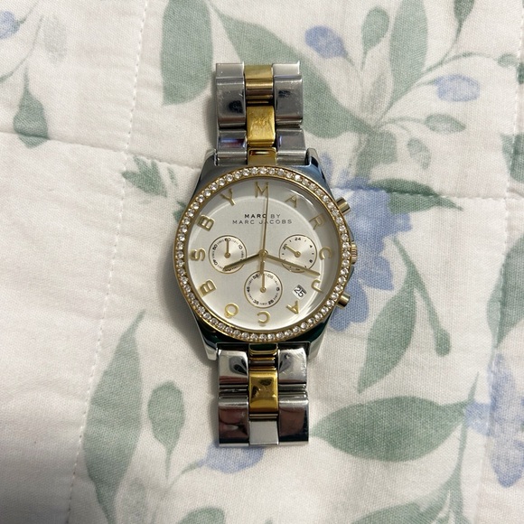 Marc by Marc Jacobs Gold and Silver Women's Watch - Picture 2 of 6